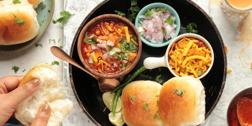 Misal Pav Recipe